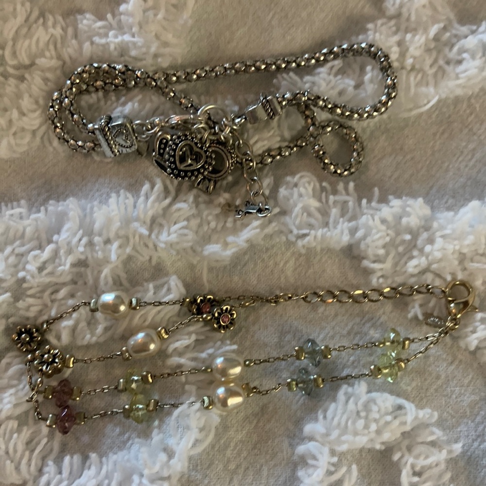 Bracelet lot